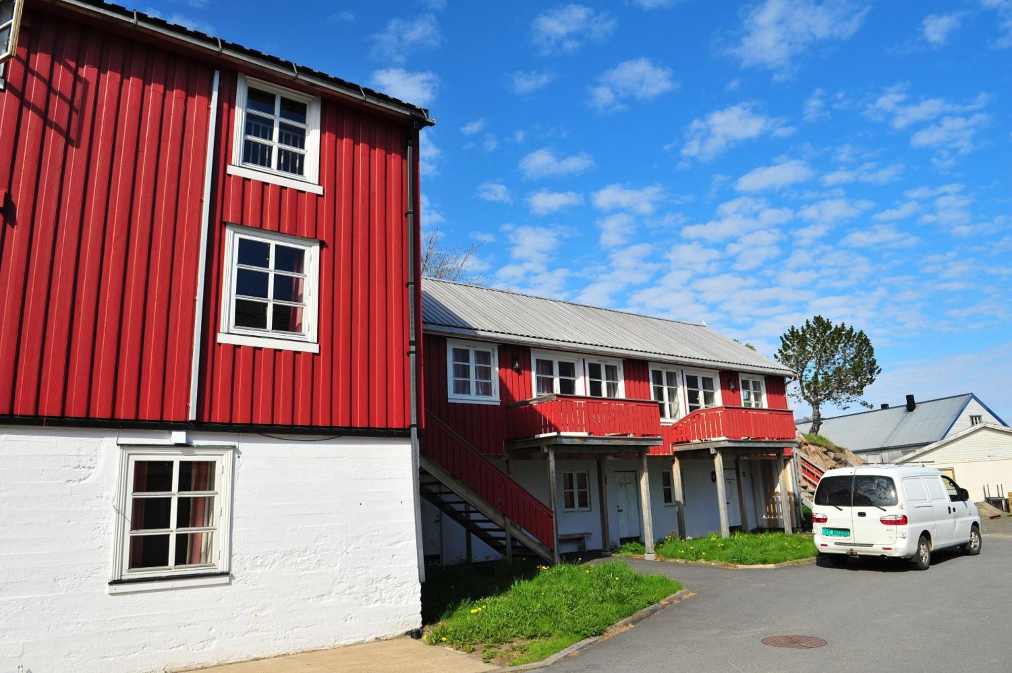 Apartmán Tyskhella Rorbuer Kabelvåg Exteriér fotografie